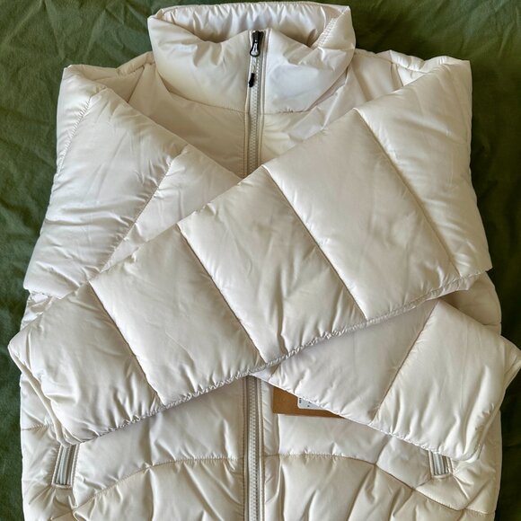 The North Face NSE 2000 puffer jacket in white - Picture 6 of 9